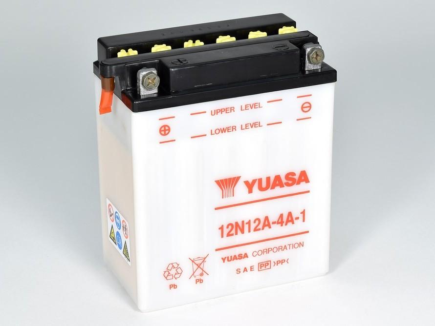 Batterie marque Yuasa type conventionnelle sans pack acide référence 12N12A-4A-1