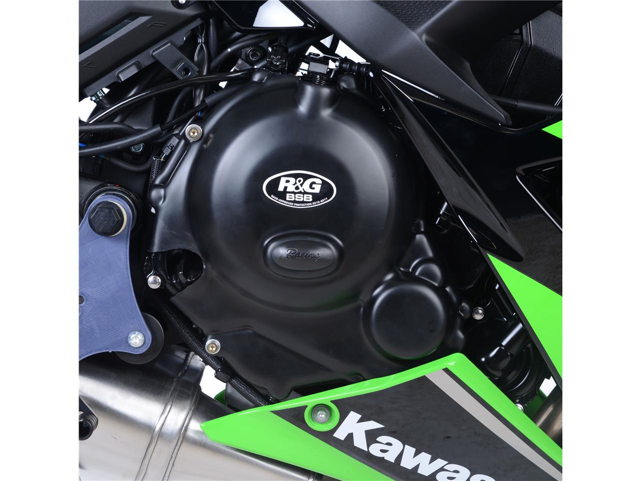 Couvre-carter droit marque R&G RACING Race Series noir Kawasaki