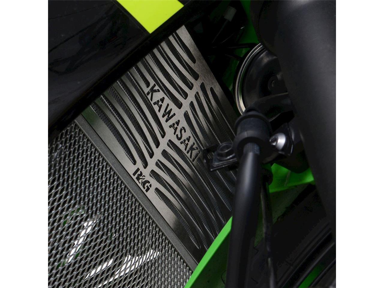 Protection de radiateur gravée marque R&G RACING inox - Kawasaki Ninja 125